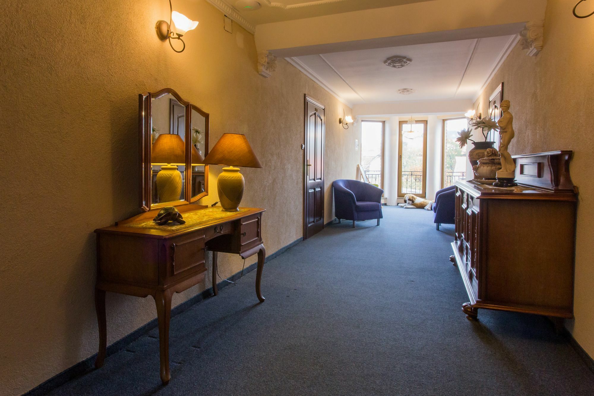 Stach Hotel 2*